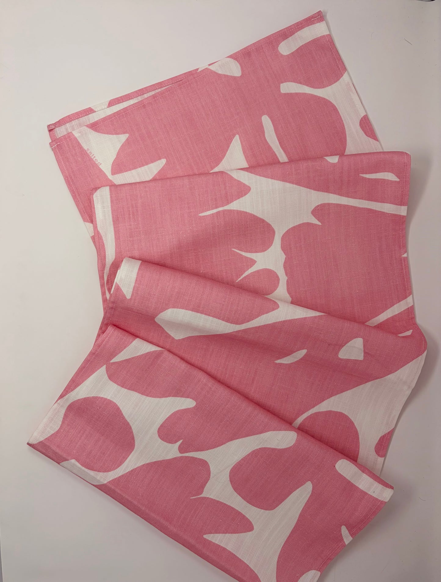Pash-Mini Table Runner - Pink