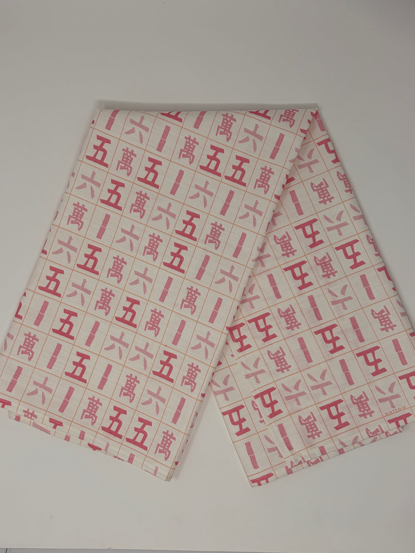 Mahjong Tiles Hand Towel - Pink